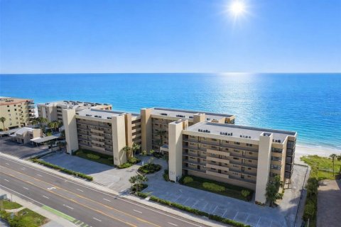 Condominio en venta en Madeira Beach, Florida, 2 dormitorios, 102.19 m2 № 2093223 - foto 28