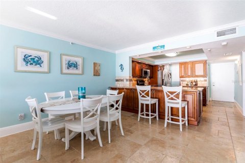 Condominio en venta en Madeira Beach, Florida, 2 dormitorios, 102.19 m2 № 2093223 - foto 15
