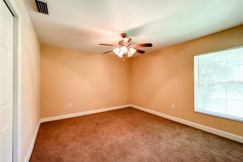 Villa ou maison à louer à Ocala, Floride: 4 chambres, 269.42 m2 № 2097645 - photo 18