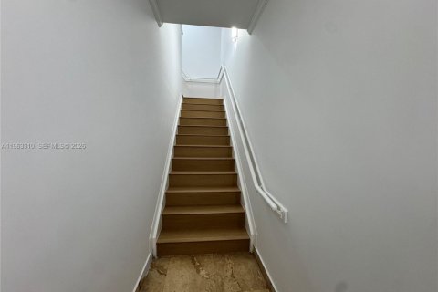 Copropriété à louer à North Lauderdale, Floride: 1 chambre, 81.57 m2 № 2025171 - photo 7