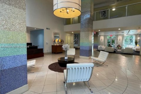 Copropriété à louer à Miami, Floride: 2 chambres, 102.1 m2 № 2050689 - photo 27