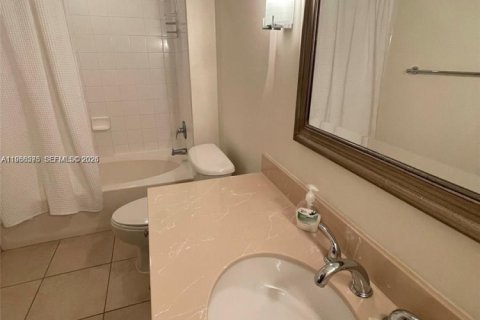 Copropriété à louer à Miami, Floride: 2 chambres, 102.1 m2 № 2050689 - photo 11