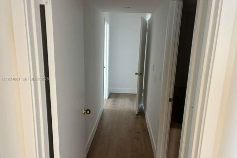 Copropriété à louer à Aventura, Floride: 2 chambres, 163.79 m2 № 1938538 - photo 16