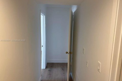 Copropriété à louer à Aventura, Floride: 2 chambres, 163.79 m2 № 1938538 - photo 18