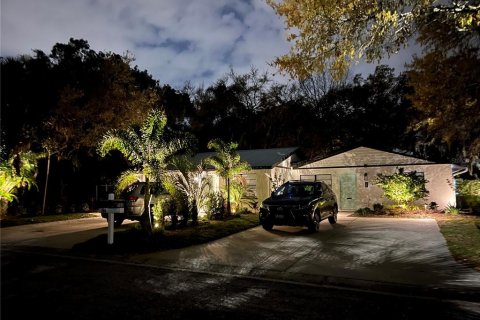 Apartamento en alquiler en Bradenton, Florida, 2 dormitorios, 83.61 m2 № 1796878 - foto 1