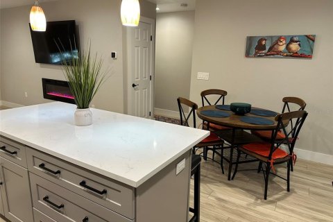 Apartamento en alquiler en Bradenton, Florida, 2 dormitorios, 83.61 m2 № 1796878 - foto 9