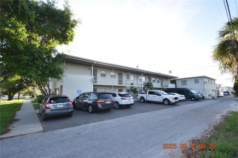 Apartamento en alquiler en Tampa, Florida, 1 dormitorio, 51.1 m2 № 1914030 - foto 20