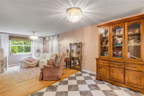 Купить виллу или дом в Нью-Смирна-Бич, Флорида 4 комнаты, 173.54м2, № 2354999 - фото 6