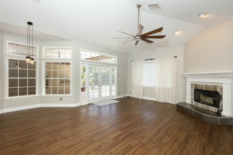 House in Oviedo, Florida 4 bedrooms, 249.35 sq.m. № 1844671 - photo 7