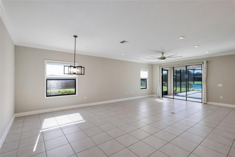 Villa ou maison à vendre à Parrish, Floride: 4 chambres, 235.23 m2 № 2419689 - photo 8