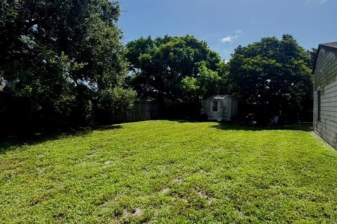 House in Royal Palm Beach, Florida 3 bedrooms, 100.8 sq.m. № 2261556 - photo 9