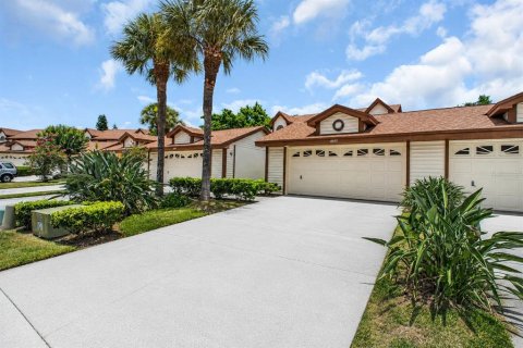 Adosado en Clearwater, Florida 3 dormitorios, 162.95 m2 № 2109742