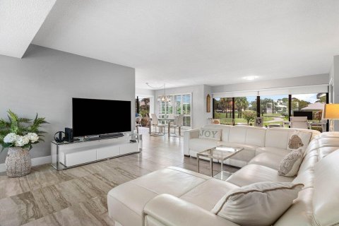 Condo in Boynton Beach, Florida, 2 bedrooms  № 2153736 - photo 2