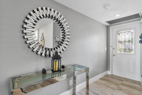 Condo in Boynton Beach, Florida, 2 bedrooms  № 2153736 - photo 13