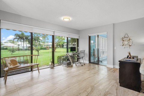 Condo in Boynton Beach, Florida, 2 bedrooms  № 2153736 - photo 5