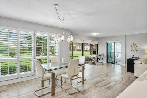Condo in Boynton Beach, Florida, 2 bedrooms  № 2153736 - photo 7