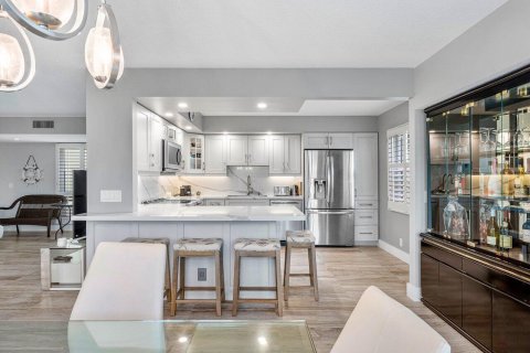 Condo in Boynton Beach, Florida, 2 bedrooms  № 2153736 - photo 9