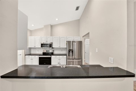 House in Gainesville, Florida 3 bedrooms, 139.26 sq.m. № 2399340 - photo 11