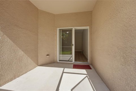 Townhouse in Sarasota, Florida 3 bedrooms, 146.32 sq.m. № 2204058 - photo 28