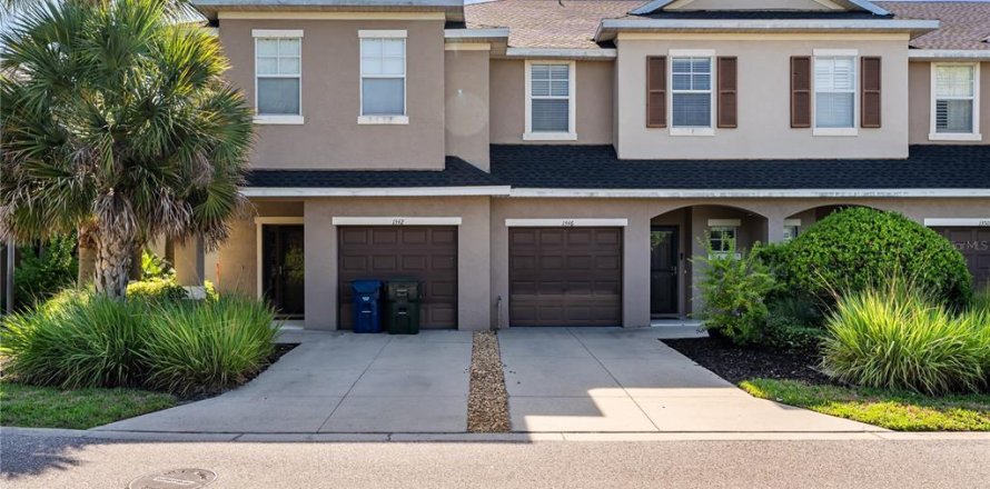 Townhouse in Sarasota, Florida 3 bedrooms, 146.32 sq.m. № 2204058