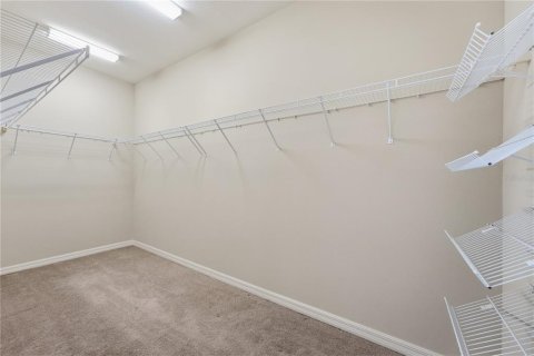Townhouse in Sarasota, Florida 3 bedrooms, 146.32 sq.m. № 2204058 - photo 19