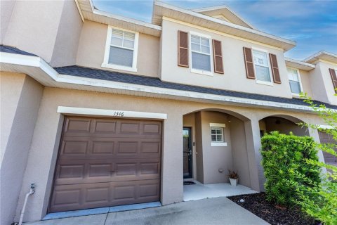 Townhouse in Sarasota, Florida 3 bedrooms, 146.32 sq.m. № 2204058 - photo 2