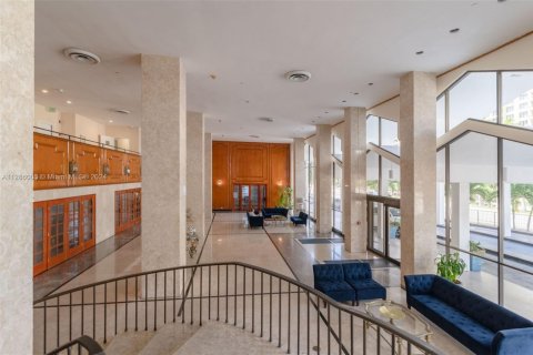 Copropriété à louer à Miami Beach, Floride: 2 chambres, 86.4 m2 № 1860843 - photo 25