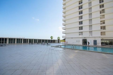 Copropriété à louer à Miami Beach, Floride: 2 chambres, 86.4 m2 № 1860843 - photo 27