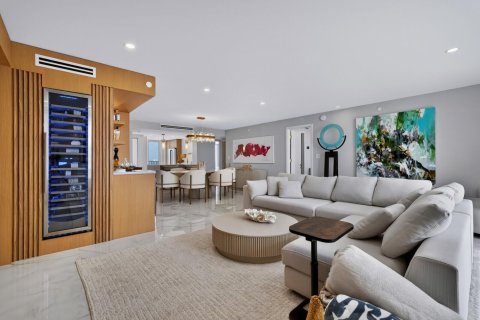 Condo in Fort Lauderdale, Florida, 2 bedrooms № 2435893 - photo 8