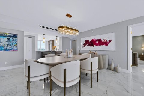 Condo in Fort Lauderdale, Florida, 2 bedrooms № 2435893 - photo 16