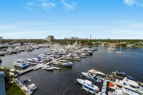 Condo in Fort Lauderdale, Florida, 2 bedrooms № 2435893 - photo 30