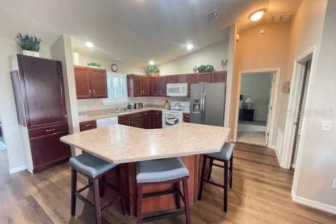 Casa en alquiler en The Villages, Florida, 3 dormitorios, 169.73 m2 № 1917486 - foto 5