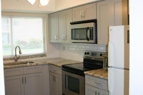 Condominio en venta en Palm Beach Gardens, Florida, 2 dormitorios, 107.95 m2 № 2247655 - foto 7
