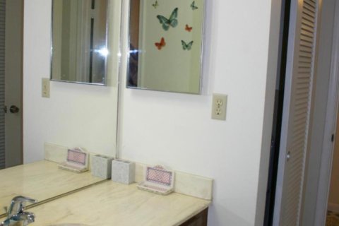 Condominio en venta en Palm Beach Gardens, Florida, 2 dormitorios, 107.95 m2 № 2247655 - foto 14