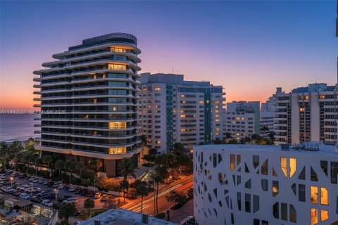Copropriété à louer à Miami Beach, Floride: 3 chambres, 213.68 m2 № 1999936 - photo 11