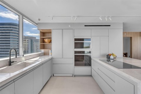 Copropriété à louer à Miami Beach, Floride: 3 chambres, 213.68 m2 № 1999936 - photo 26