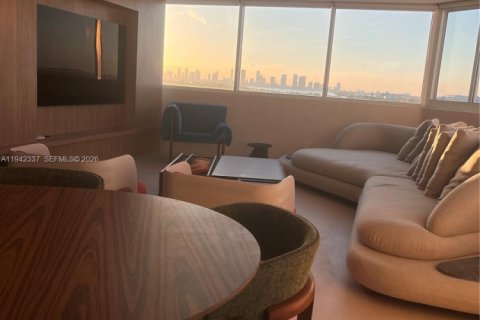 Copropriété à louer à Miami Beach, Floride: 3 chambres, 213.68 m2 № 1999936 - photo 20