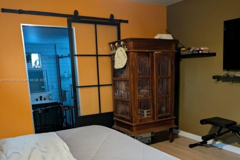 Casa en venta en Miami, Florida, 3 dormitorios, 103.31 m2 № 1972388 - foto 26