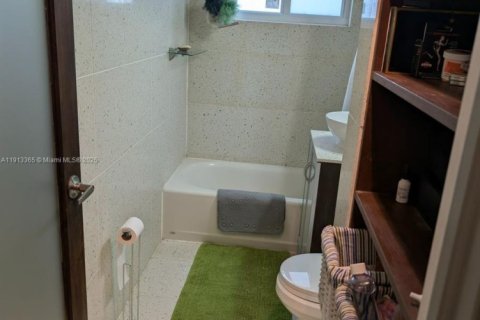 Casa en venta en Miami, Florida, 3 dormitorios, 103.31 m2 № 1972388 - foto 20