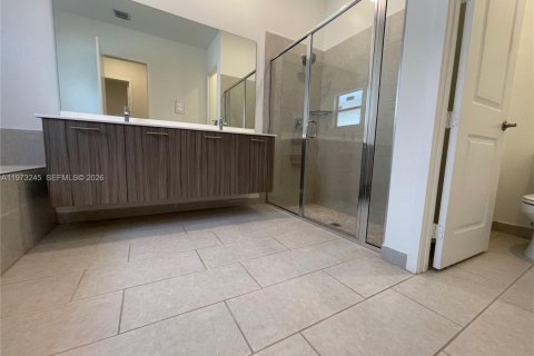 Villa ou maison à louer à Miramar, Floride: 3 chambres, 190.17 m2 № 2033273 - photo 6