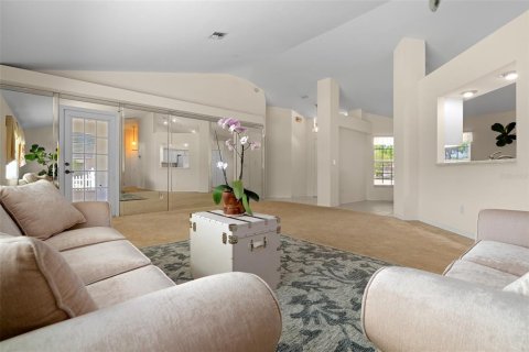 House in Ocala, Florida 4 bedrooms, 198.25 sq.m. № 1638192 - photo 6