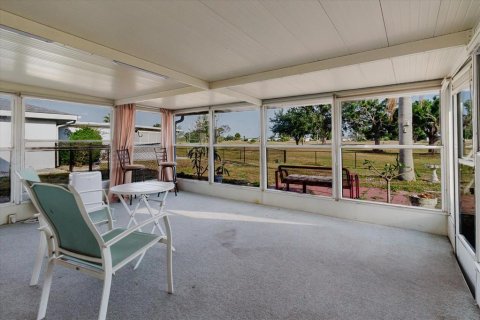House in Sun City Center, Florida 2 bedrooms, 141.4 sq.m. № 1670747 - photo 29