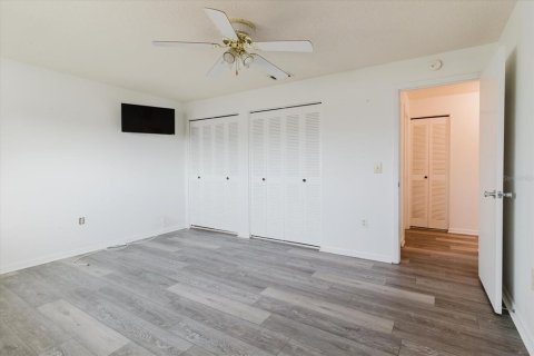 House in Sun City Center, Florida 2 bedrooms, 141.4 sq.m. № 1670747 - photo 23