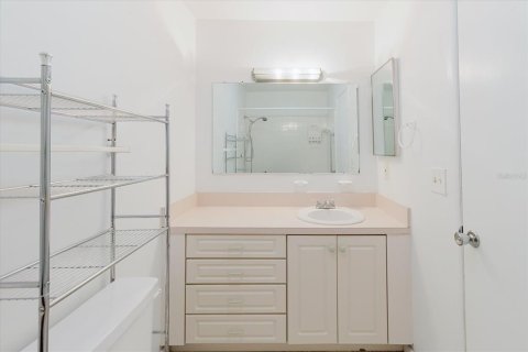 House in Sun City Center, Florida 2 bedrooms, 141.4 sq.m. № 1670747 - photo 27