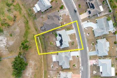 House in Sun City Center, Florida 2 bedrooms, 141.4 sq.m. № 1670747 - photo 3