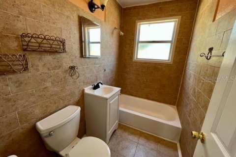 Villa ou maison à louer à Saint Petersburg, Floride: 4 chambres, 140.38 m2 № 2356462 - photo 12