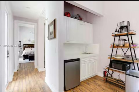 Снять в аренду виллу или дом в Паркленд, Флорида 5 спален, 510.96м2, № 1981957 - фото 22