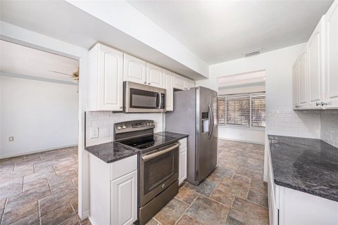 Casa en venta en Oldsmar, Florida, 3 dormitorios, 112.6 m2 № 1549328 - foto 15