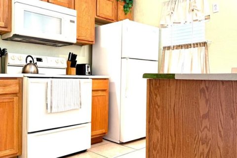 Adosado en venta en Kissimmee, Florida, 4 dormitorios, 136.57 m2 № 1838181 - foto 18