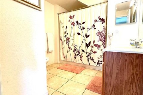Adosado en venta en Kissimmee, Florida, 4 dormitorios, 136.57 m2 № 1838181 - foto 24